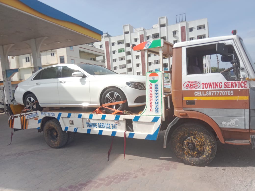 Emergency Roadside Assistance 24/7 – Fast & Reliable Support